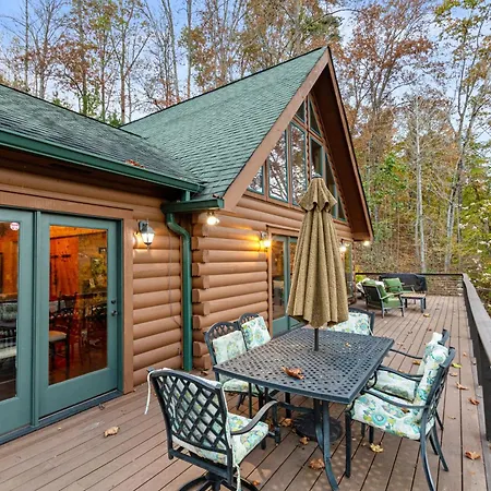 Big Creek Getaway Villa